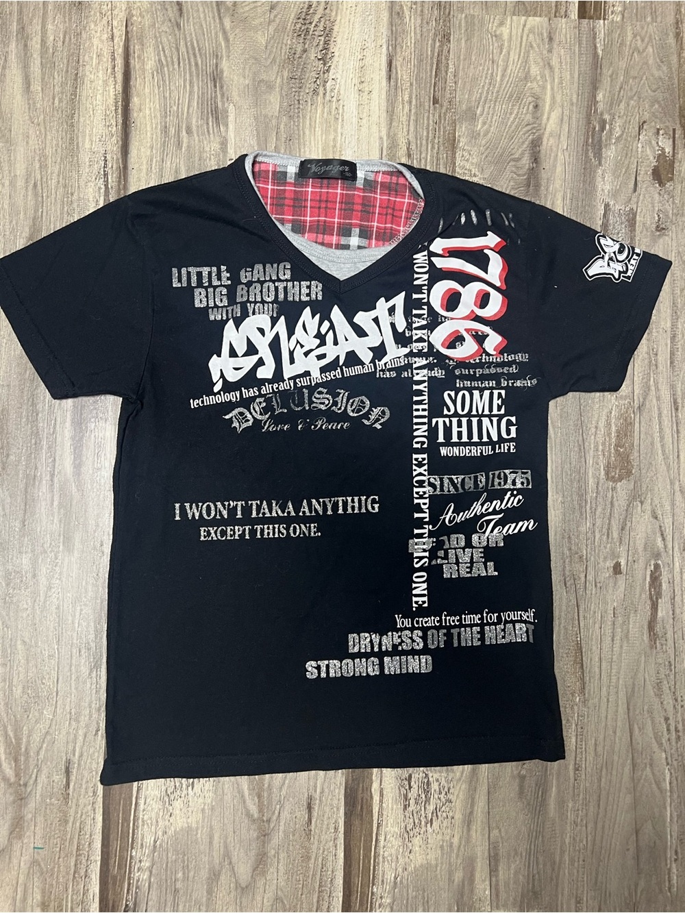 Voyager Vintage Y2K Japanese Streetwear Layered Graphic T-Shirt - Size 160